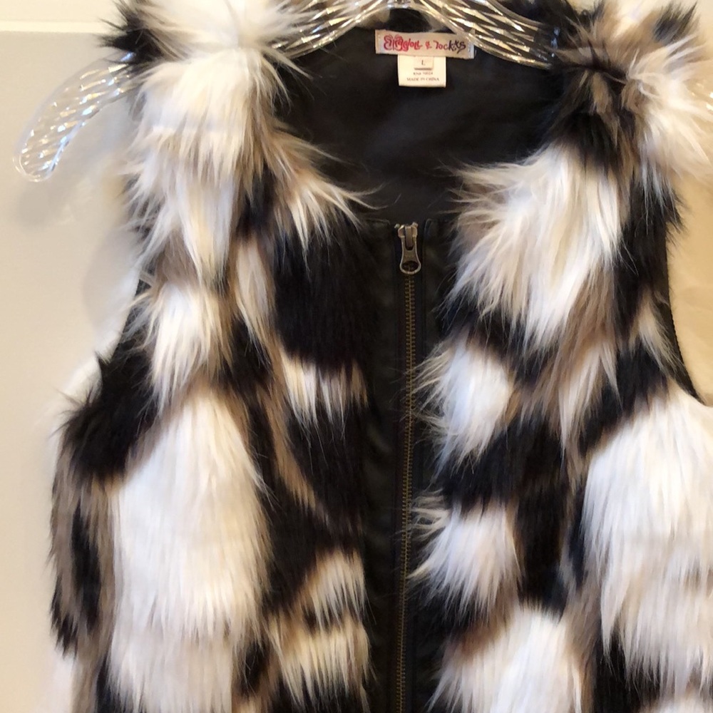 Ragdoll & Rockets fur vest - Picture 3 of 5